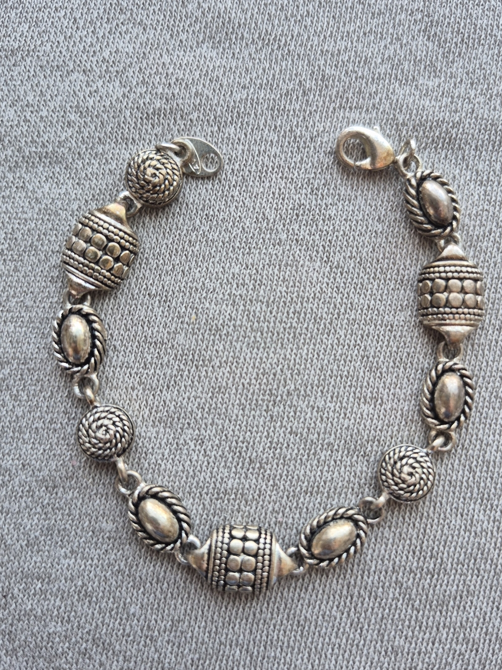 Avon Textured Bead Bracelet